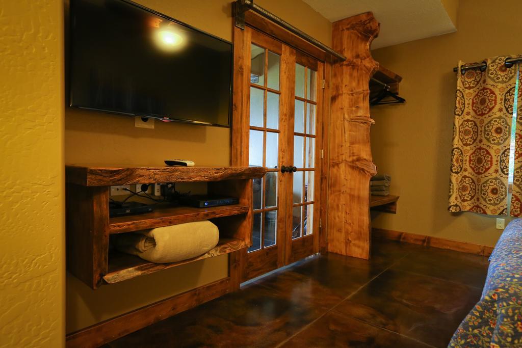 Baycrest Lodge โฮเมอร์ ภายนอก รูปภาพ